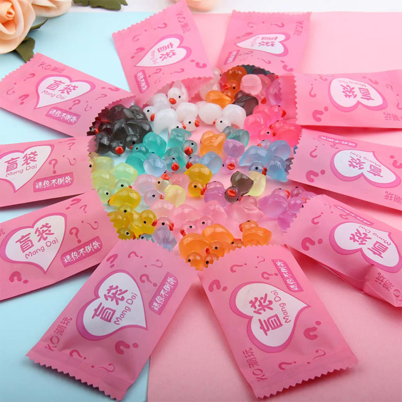 5pcs Cute Mini Luminous Resin  - Kids Toys Home recensie en prijs