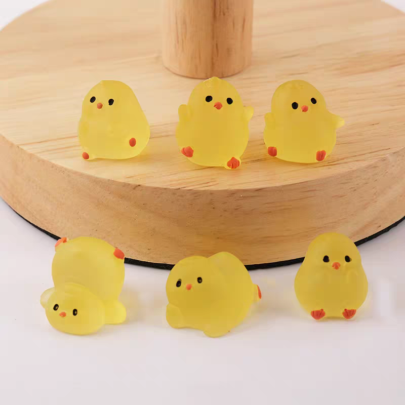 Glow-in-the-Dark Mini Chick Li - Kids Toys Home recensie en prijs
